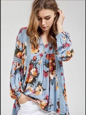 Altar'd State Light Blue Floral Crochet Trim Tunic